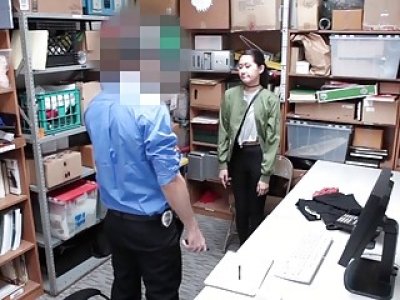 Repeat offender blowjob the LP Officers cock
